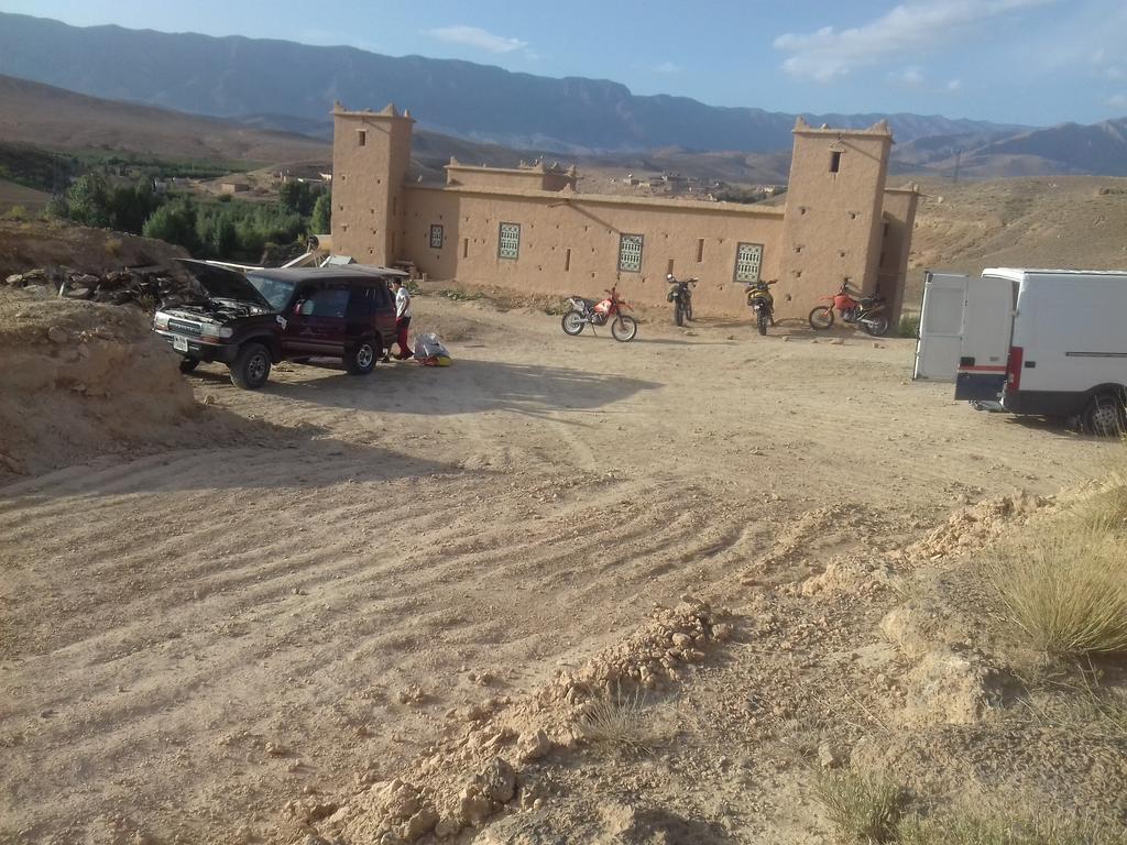 فندق Kasbah Izoran مدلة المظهر الخارجي الصورة