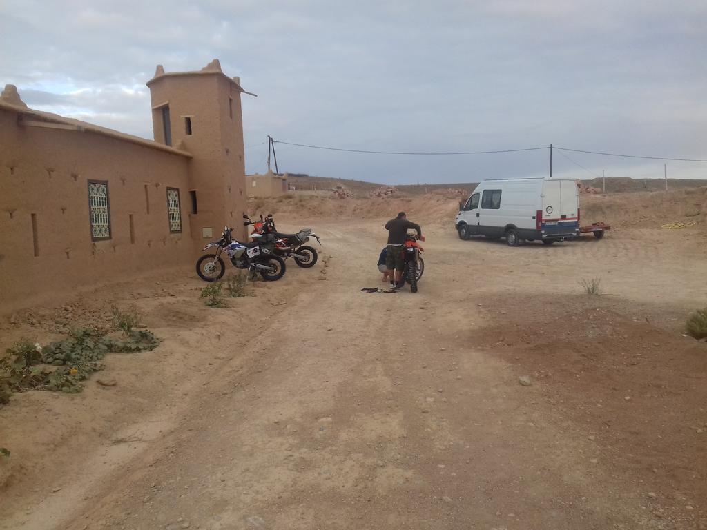 فندق Kasbah Izoran مدلة المظهر الخارجي الصورة